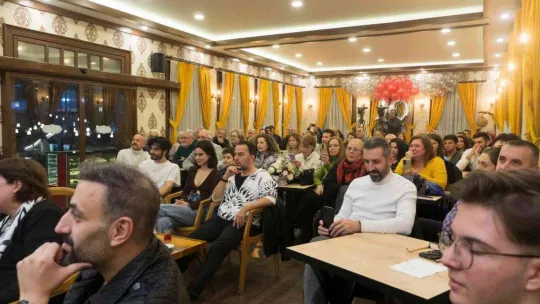 'Sarı Bıyık' sahnelere geri döndü