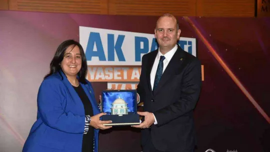 'Siyaset Akademisi Kadın' programında ilk ders zili çaldı