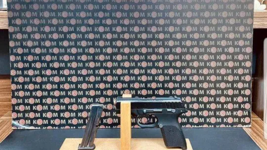 'Yağma' ve 'resmi belgede sahtecilik' suçlarından aranan 5 şüpheli yakalandı