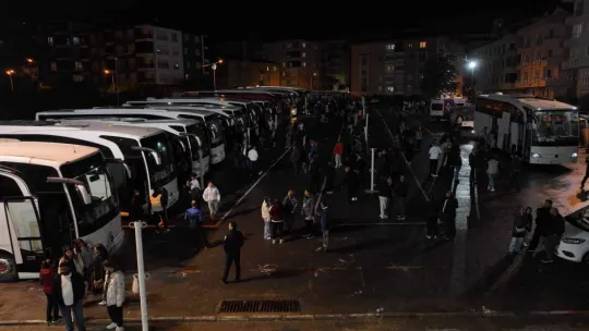 Başkan Mesut Üner Gençlerle Anıtkabir'i Ziyaret etti