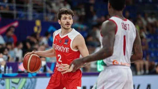 12 Dev Adam, Avrupa Şampiyonası'nda 2'de 2 yaptı