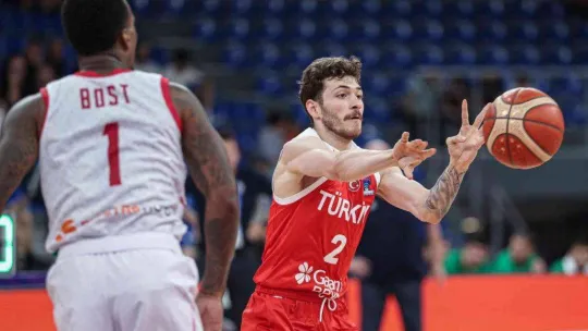 12 Dev Adam, Avrupa Şampiyonası'nda 2'de 2 yaptı