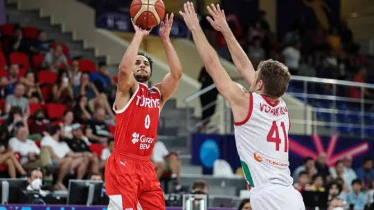 12 Dev Adam, Avrupa Şampiyonası'nda 2'de 2 yaptı