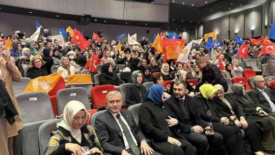 12 Kadın girişimci 'Kadın Emeği Türkiye'nin İstikbali' programında başarı hikayelerini anlattı