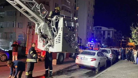 12 katlı binada yangın paniği