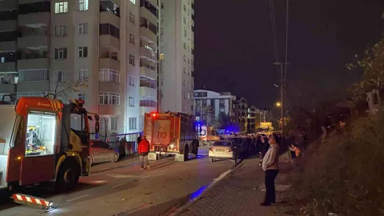 12 katlı binada yangın paniği