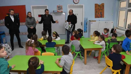 150 kilo atık pil toplayan minik öğrenciler, ilçe birincisi oldu