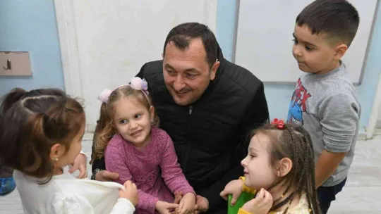 150 kilo atık pil toplayan minik öğrenciler, ilçe birincisi oldu