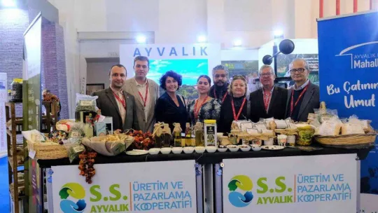 16. Uluslararası Travel Turkey İzmir'de Ayvalık standına ilgi büyük