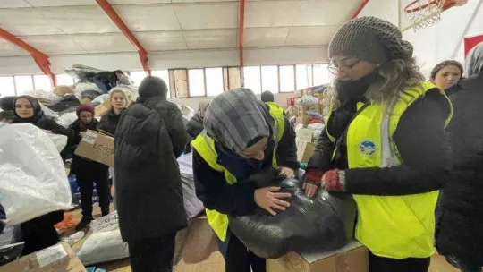 17 Ağustos'u yaşayan Sakarya deprem bölgesi için seferber oldu