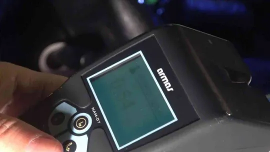 17 yaşında alkollü sürücü ve arkadaşı dakikalarca polise dil döktü: