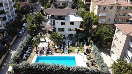 17 yaşında patron, 22 yaşında şirket sahibi oldu