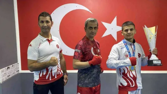 17 yaşındaki sporcu kırık burnuyla dünya şampiyonu oldu