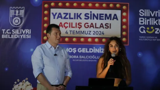 Yazlık Sinema Nostaljisi Film Gösterimlerinin Gala Gecesi Atatürk Filmi ile Gerçekleştirildi