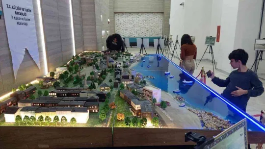 1912'de 7,3'lük depremle yok olan şehir, yeniden inşa edildi