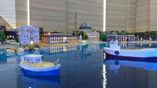 1912'de 7,3'lük depremle yok olan şehir, yeniden inşa edildi