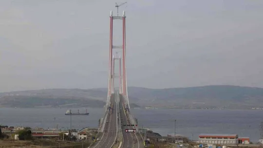 1915 Çanakkale Köprüsü 334 metre kule yüksekliğine ulaştı