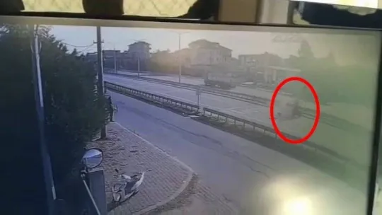 2 kişinin hayatını kaybettiği motosiklet kazası kamerada