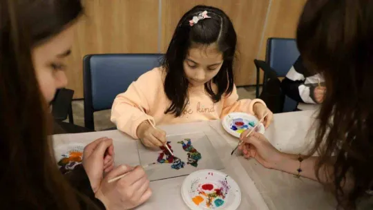 20 bin çocuk sanat ve eğlence atölyelerinde tatil keyfi yaşadı