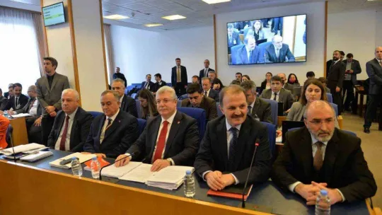 2.2 milyon vatandaşı ilgilendiren EYT teklifi görüşmeleri Plan ve Bütçe Komisyonu'nda başladı