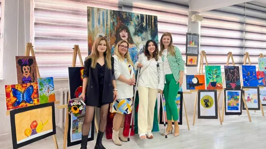 Silivri Mimar Sinan Ortaokulu'nda Görsel Sanatlar Sergisi Açılışı