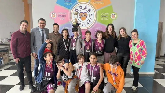 Basketbol Turnuvası'ndan 3 kupa ile döndüler