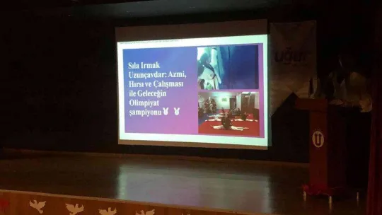 23. Balkan Tekvando Şampiyonası'nda ikinci olan Sıla Irmak Uzunçavdar'a okulunda özel program