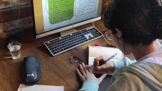 25 binden fazla kitap bulunan Kitaphane öğrencilerin gözdesi oldu