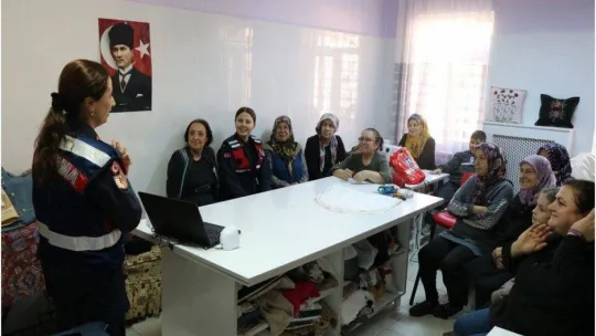 272 kadının telefonuna KADES uygulaması indirildi