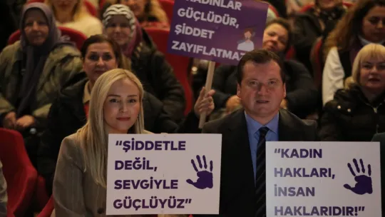 Silivri'de Kadına Şiddet Konusunda Farkındalık Semineri Düzenlendi