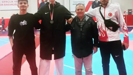 Erel in Anka'ya dönüşü güzel başladı.