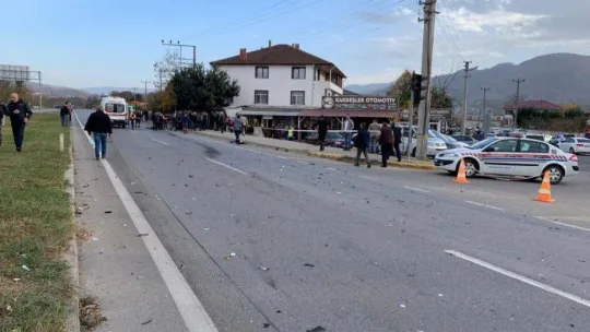 3 araç birbirine girdi: 1 ölü, 4 yaralı