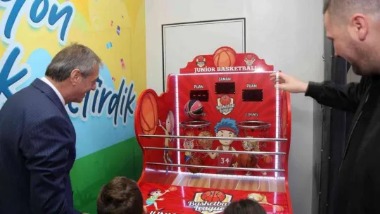 3 bin 482 çocuk oyun tırına misafir oldu