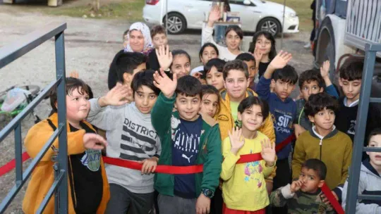 3 bin 482 çocuk oyun tırına misafir oldu