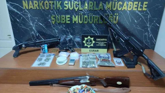 30 liralık saklama kabı ve yağdanlıkta milyarlık uyuşturucu taşıdılar