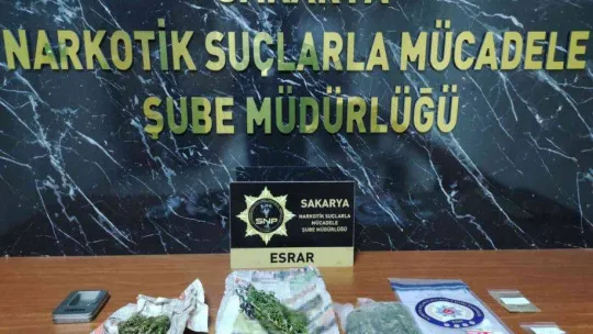 30 liralık saklama kabı ve yağdanlıkta milyarlık uyuşturucu taşıdılar