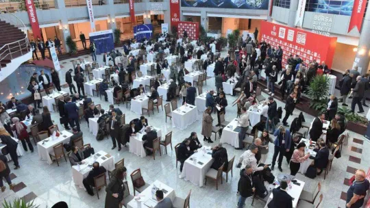 30 ülkeden 200'ü aşkın yabancı alıcı Bursalı makinecilerle buluştu