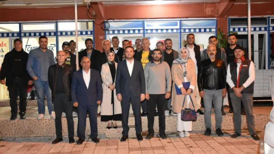 Başkan Bozoğlu, seçim irtibat bürolarını ziyaret etti