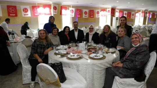 MHP Teşkilatı Silivrili kadınlarla kahvaltıda buluştu