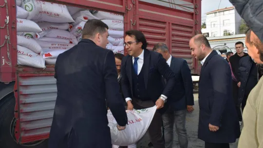 65 Ton Yulaf Tohumu Dağıtıldı