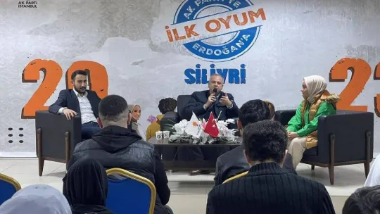 İstanbul'da 39 ilçede eş zamanlı 'İlk Oyum Erdoğan'a İlk Oyum AK Parti'ye' programı