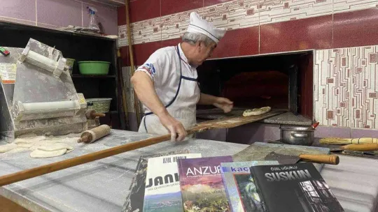 32 yıllık pide ve lahmacun ustasının 6'ncı romanı yayımlandı