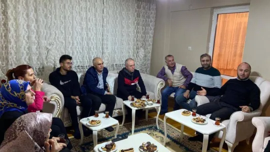 MHP 'Komşum Nasılsın' ziyaretlerini sıklaştırdı