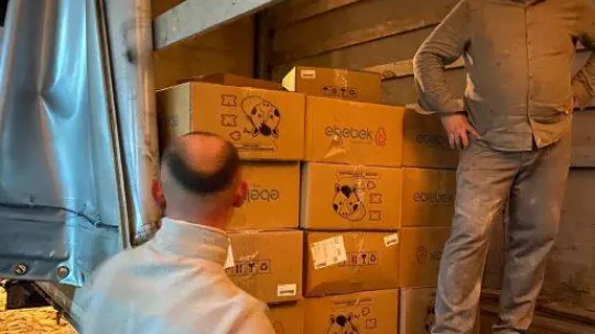 Rizeliler derneğinin yardım tırı depremzedeler için yola çıktı