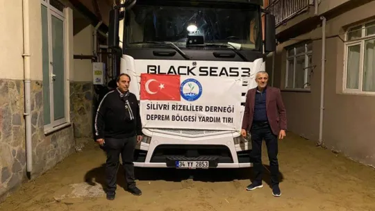 Rizeliler derneğinin yardım tırı depremzedeler için yola çıktı