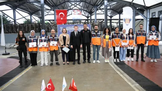 Başkan Balcıoğlu, AFAD Gönüllülerine Sertifika ve Kimlik Kartı Teslim Töreni'ne Katıldı