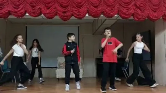 Çağrıbey öğrencileri 'Uyan' oyununu sergiledi