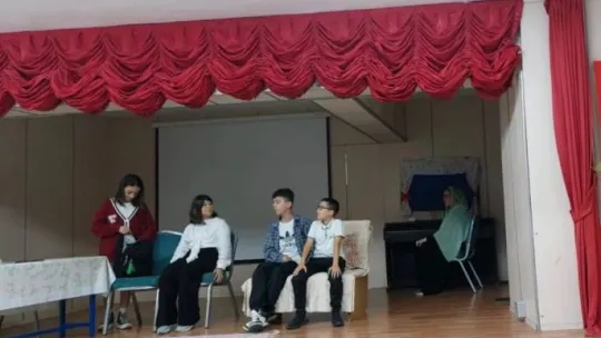 Çağrıbey öğrencileri 'Uyan' oyununu sergiledi