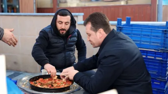 Balcıoğlu, Semt Pazarını ve Esnafı Ziyaret Etti