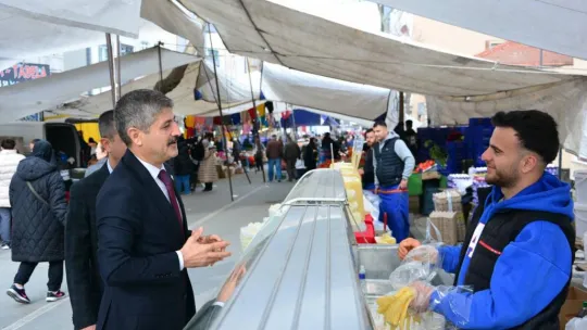 Yeniden Refah seçim çalışmaları sürdürüyor.